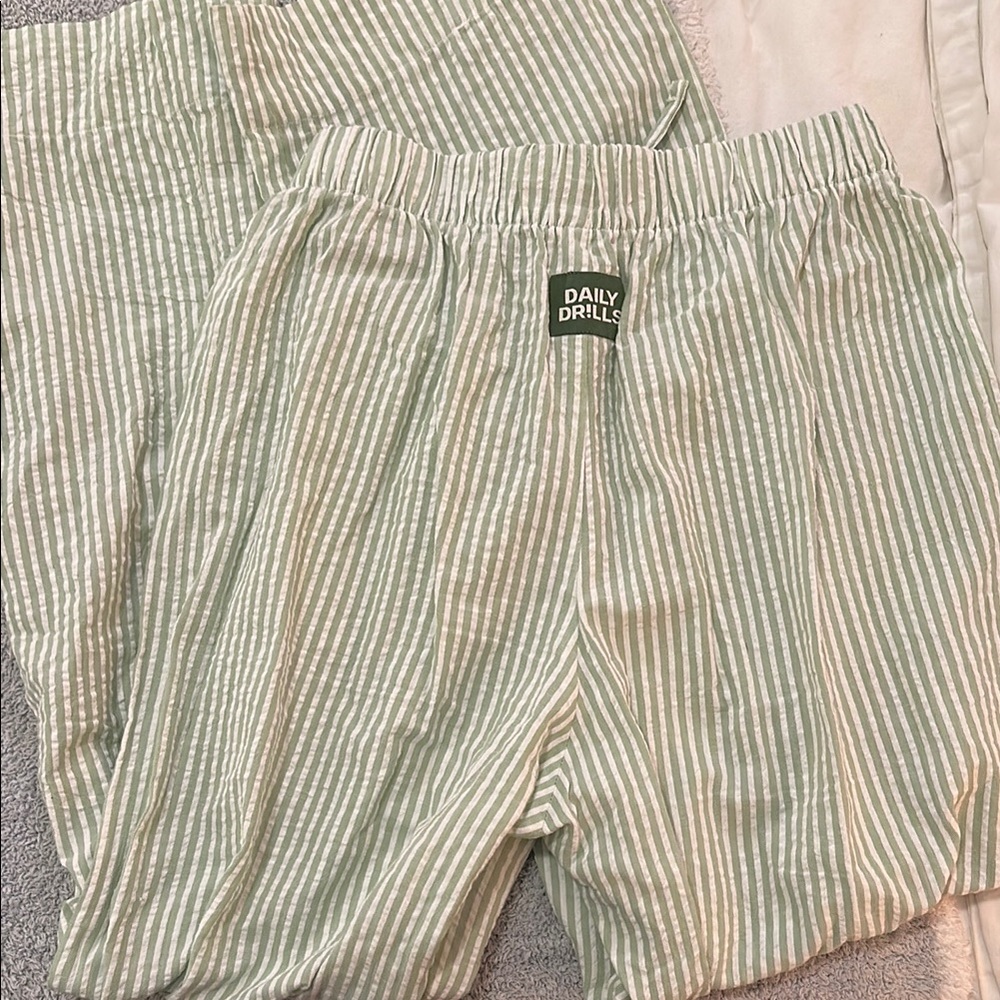 Daily Drills Green seer sucker Striped Pants XS